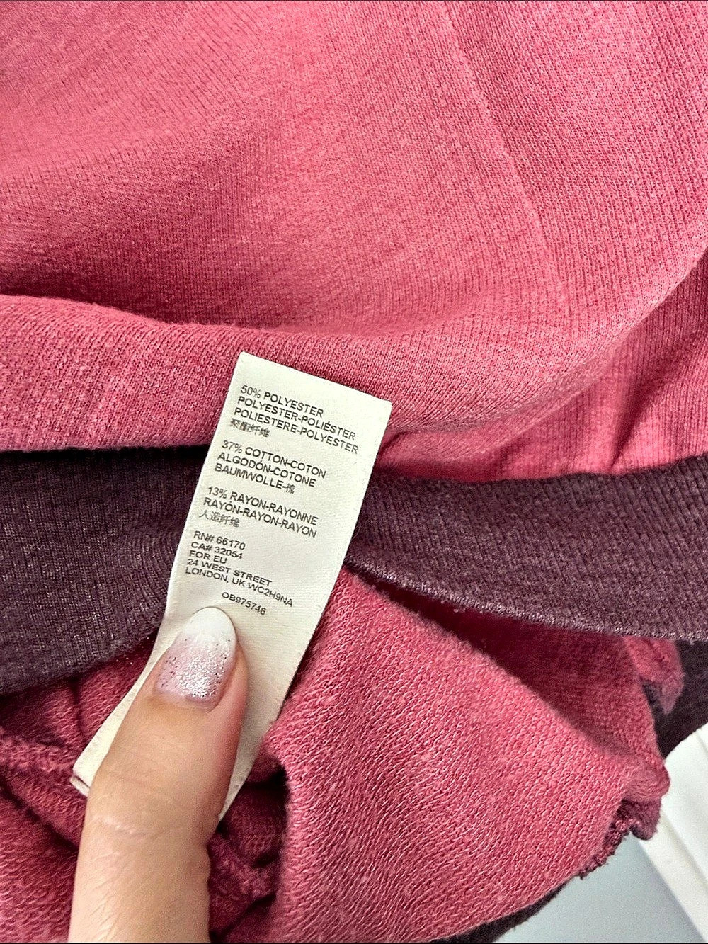 Free Movement Short Sleeve V-Neck Top in Pink Large - Picture 5 of 5